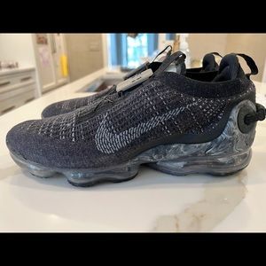 Men’s Nike Vapormax size 13